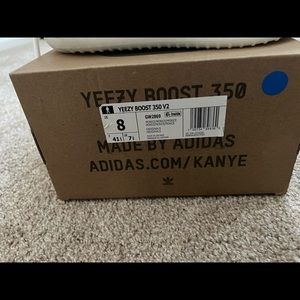 Yeezy brand new Mono Ice size 8 in men